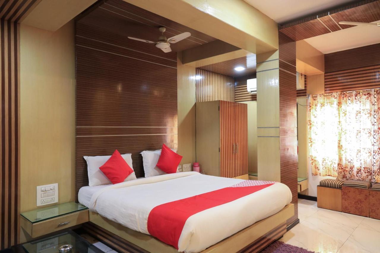 Oyo Flagship 77764 Hotel Rahul Ganeshpeth Colony นาคปุระ ภายนอก รูปภาพ